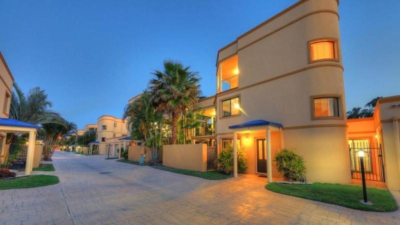Grange Resort Hervey Bay Esterno foto