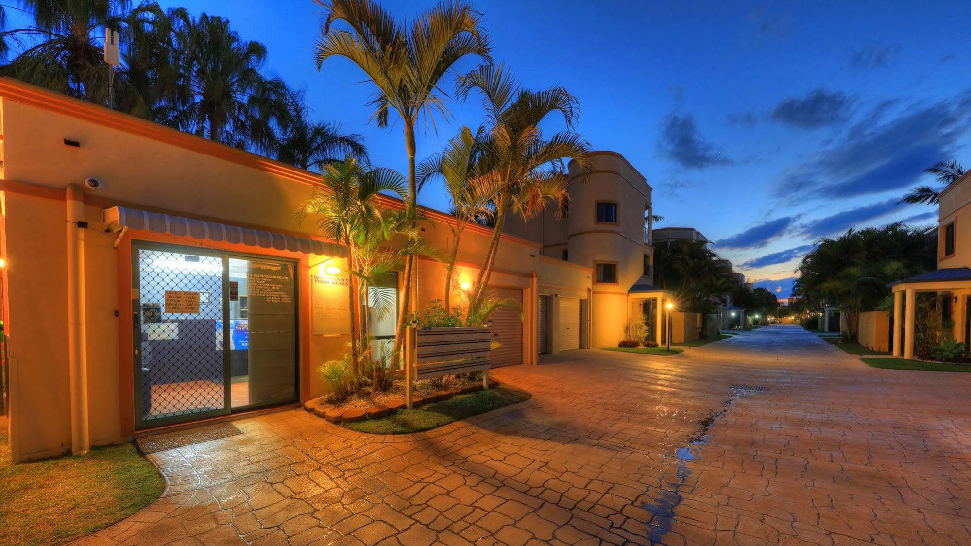 Grange Resort Hervey Bay Esterno foto